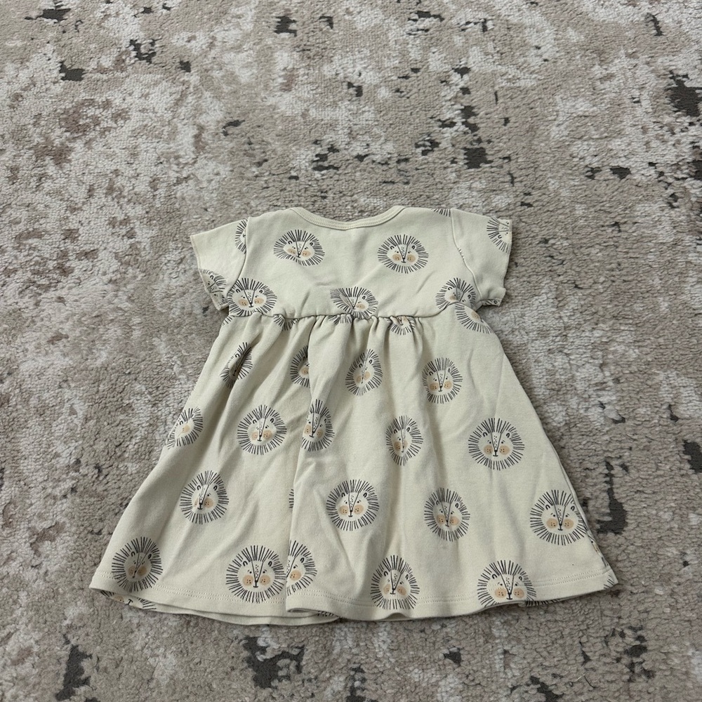 Quincy Mae Baby Girls Lion Print Dress Size 18-24 Months - Picture 2 of 3